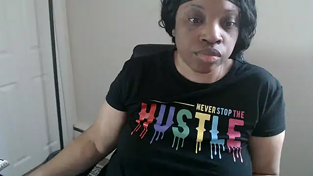 Chat XXX en directo de Sexymona1218