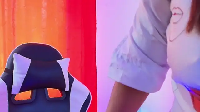 Czat XXX na żywo – Carol_Miss2