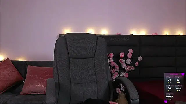 Chat XXX en directo de kathieandpovcock1