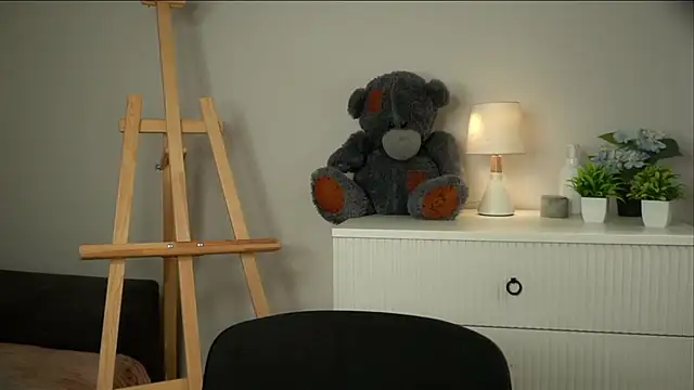 NelleMihalko's Live XXX Chat