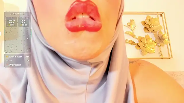 hanajameela: онлайн-секс-чат