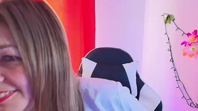 แชท XXX สดของ Carol_Miss2