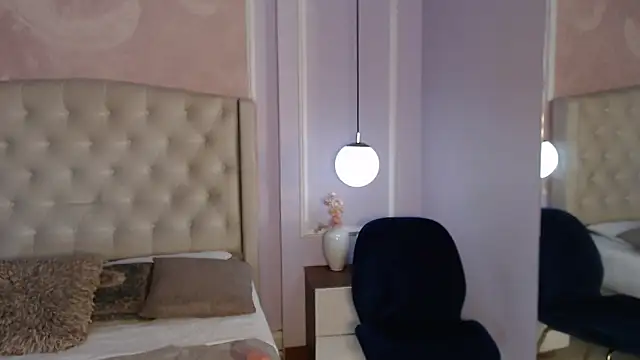 LiaTrainor Chat XXX live