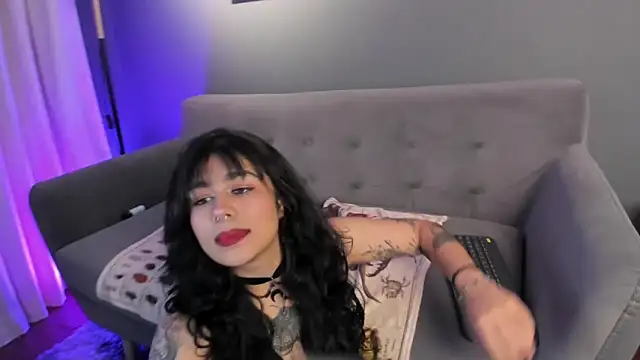 flower_smith_ Live XXX-Chat