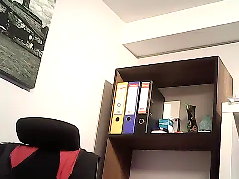 mastercharisma35のライブXXXチャット