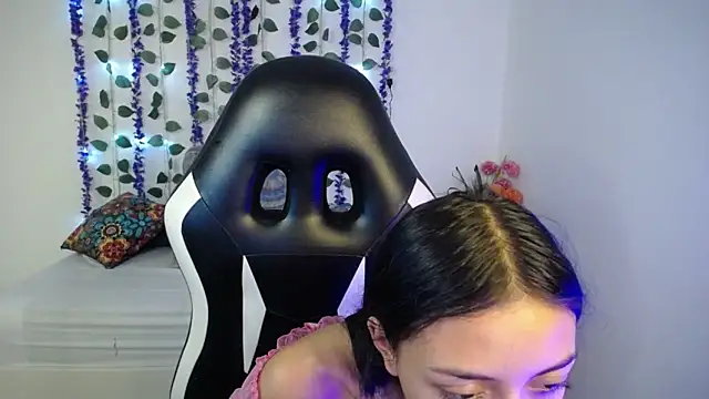 NathaliaSweet_11's Live XXX Chat