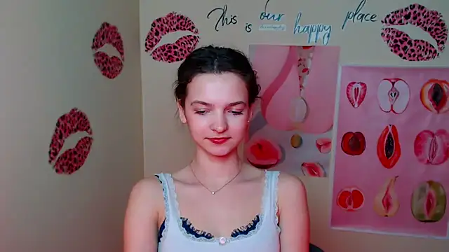 _SusieSu_ Adlı Modelin Canlı XXX Sohbeti