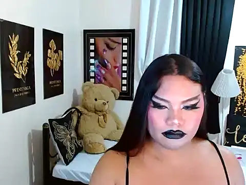 TSbrianaHugeCock's Live XXX Chat