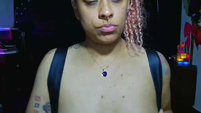 Cata_Blue__ 即時 XXX 聊天