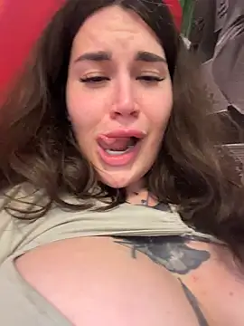 TattooGirlAlia's Live XXX Chat