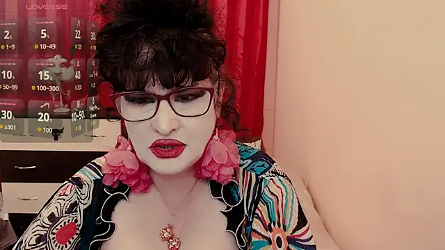 QuuenOfSin live XXX chat