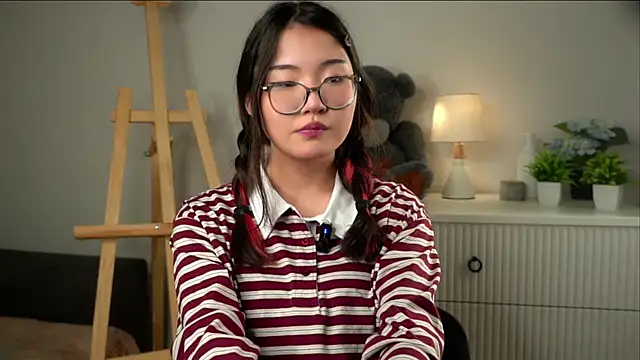 NelleMihalko – Naživo XXX chat