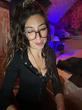 Amani_thewolf: онлайн-секс-чат