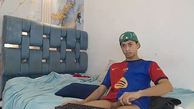 Chat XXX ao vivo de GOLD_BOYS