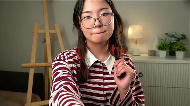 XXX chat uživo modela NelleMihalko