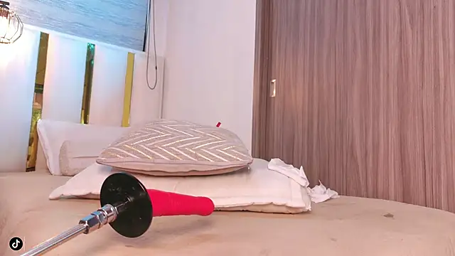 Chat XXX ao vivo de cherylloving_