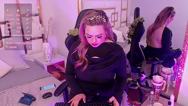 AvaMiia 라이브 XXX 채팅