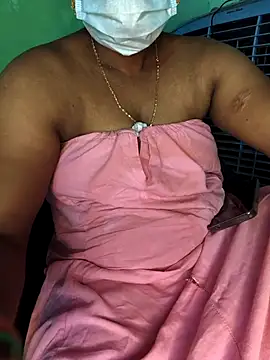 Tamilselviroja- Chat XXX in diretta