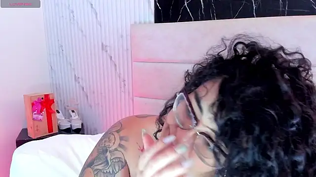 Reginavegaan Live XXX chat