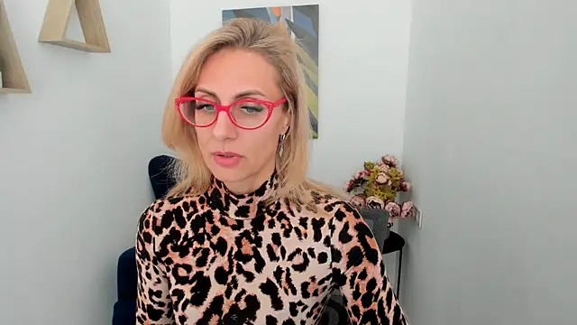 Онлайн чат XXX MuseOfStage