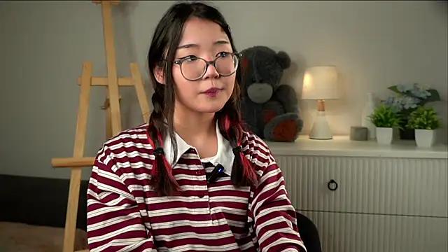 NelleMihalko 即時 XXX 聊天