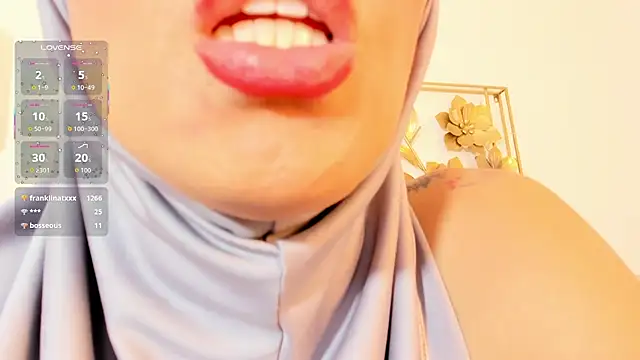 แชท XXX สดของ hanajameela