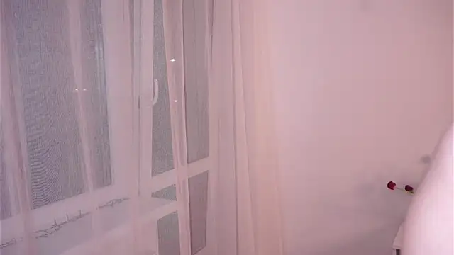 CleotildePiel Adlı Modelin Canlı XXX Sohbeti