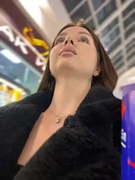 KrisMagnoly Chat XXX live