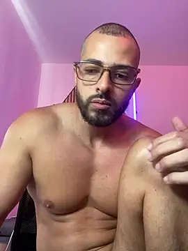 magnumchris 在線直播表演