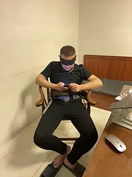 Stripchat-SM 现场XXX聊天