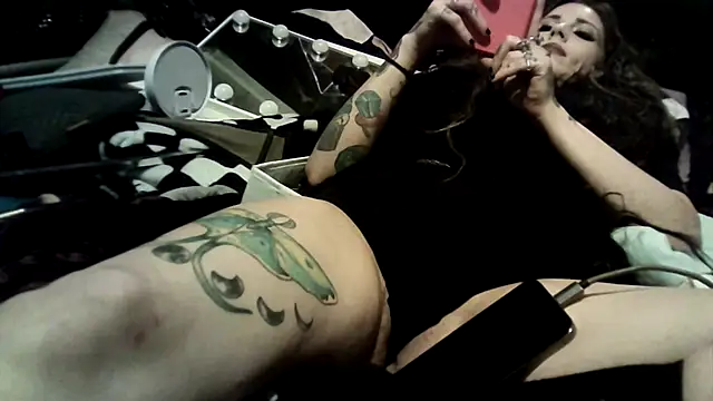 عرض كام allymoon1369