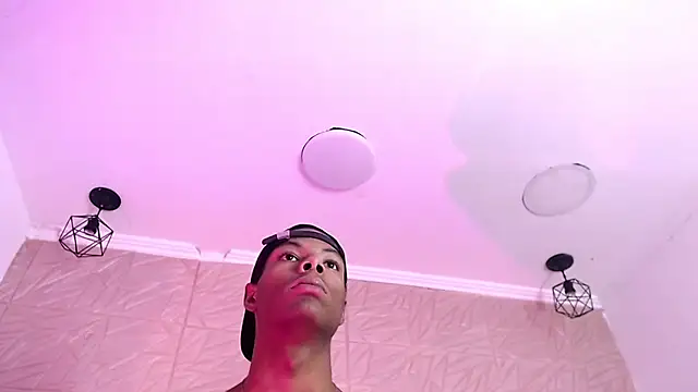 Chat XXX ao vivo de Santiago_Ortiz_