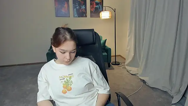 EviaLunn's Live XXX Chat