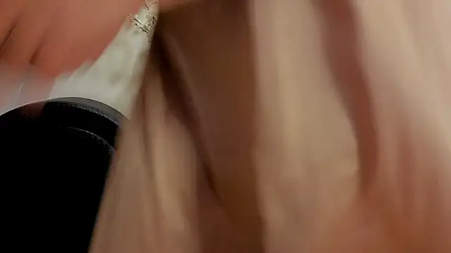 Chatroom XXX en direct de CaringSophie