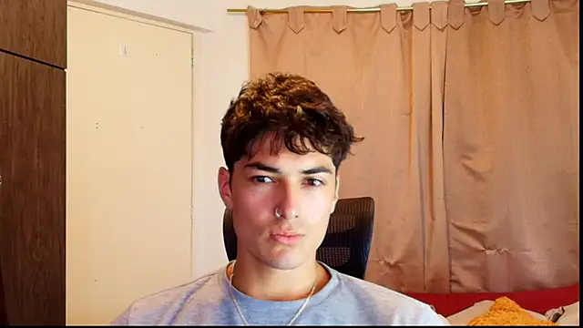 Chat XXX ao vivo de jimmy_class