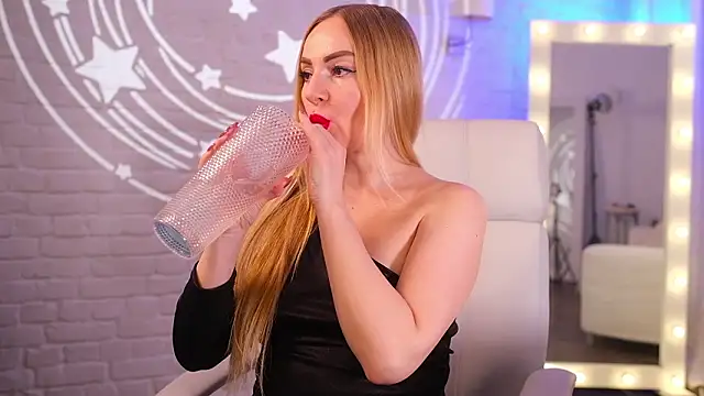 دردشة Margo_Pearls الجنسية المباشرة