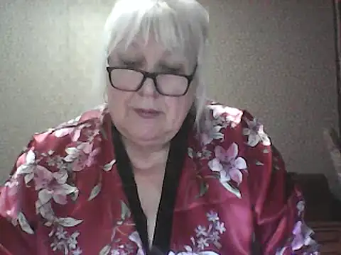 Alexia64231's Webcam Show