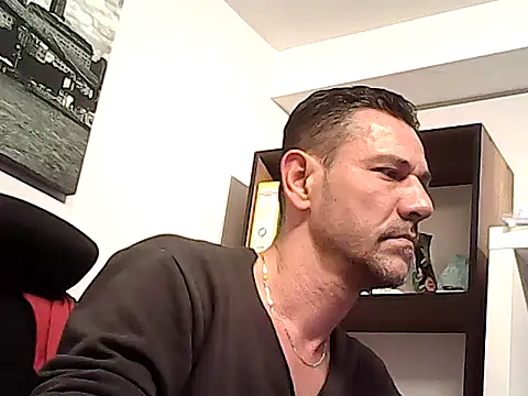 Онлайн чат XXX mastercharisma35