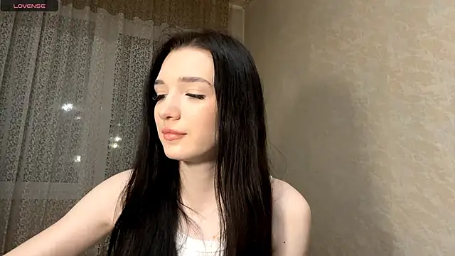 IsabellaWave Adlı Modelin Canlı XXX Sohbeti