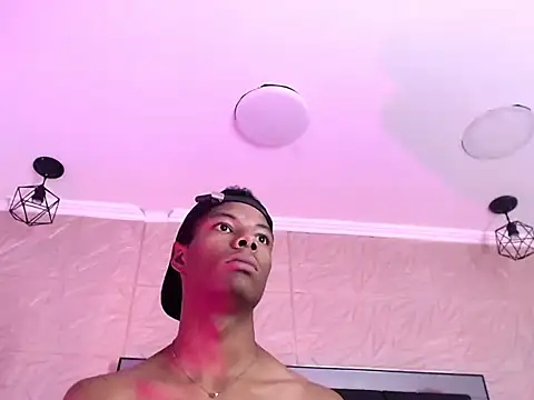 Santiago_Ortiz_'s Live XXX Chat