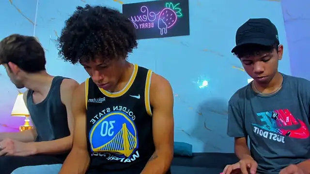 Онлайн чат XXX Spicy_guys