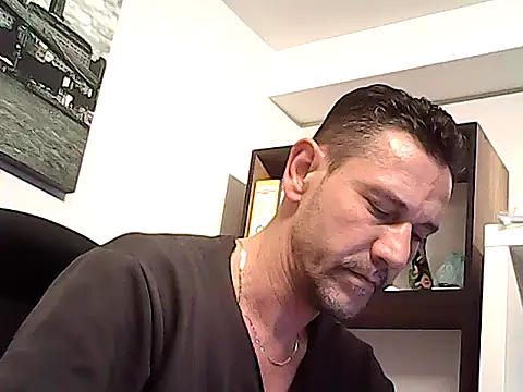 mastercharisma35 Adlı Modelin Web Kamerası Şovu