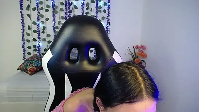 NathaliaSweet_11's Live XXX Chat