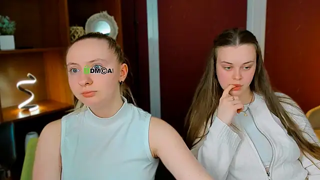 mila_glow1: απευθείας συνομιλία ΧΧΧ