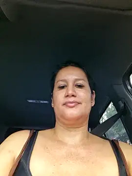 Chatroom XXX en direct de keilymadam