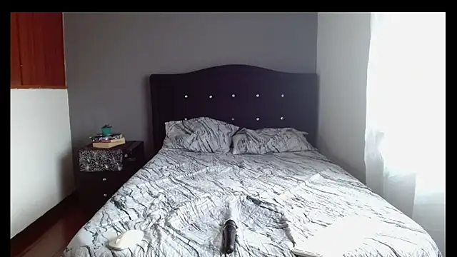 Sembang XXX Secara Langsung Emilia_1995