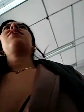 Luiannan Live XXX chat