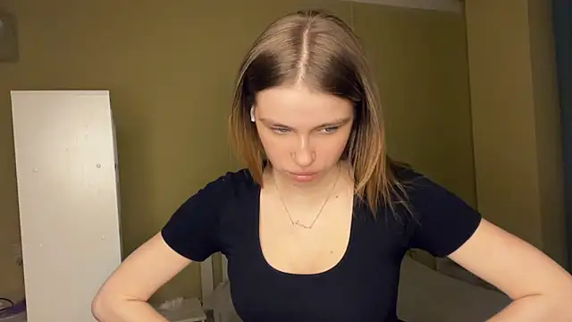 EarthaStinett: вебкам-шоу