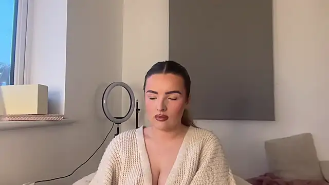 maisiesmithx live XXX chat