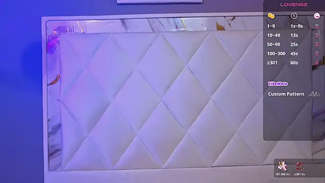 Mateo_Valencia_: διαδικτυακό σόου στην κάμερα